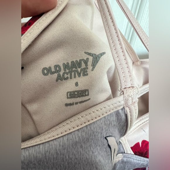 Size small old navy active sports bra floral print.  Skinny straps. - Picture 4 of 4